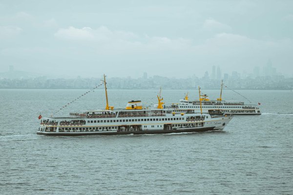 Croisières pour les amateurs de théâtre classique : Quelles pièces sont jouées en mer ?